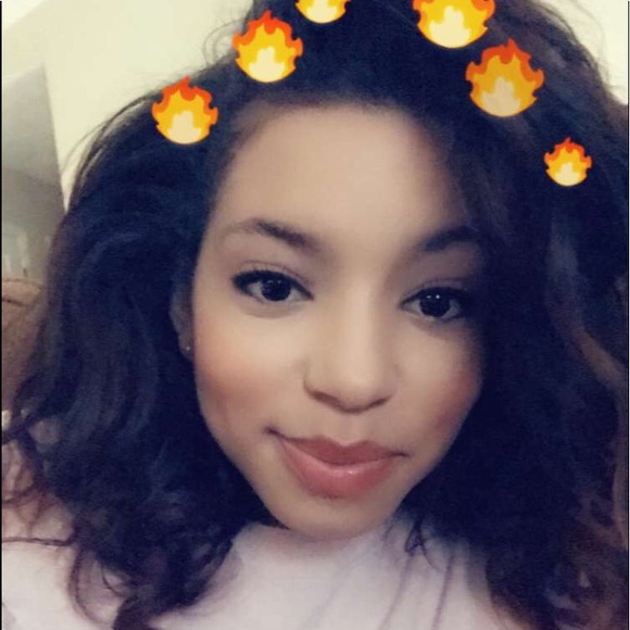nadiavines